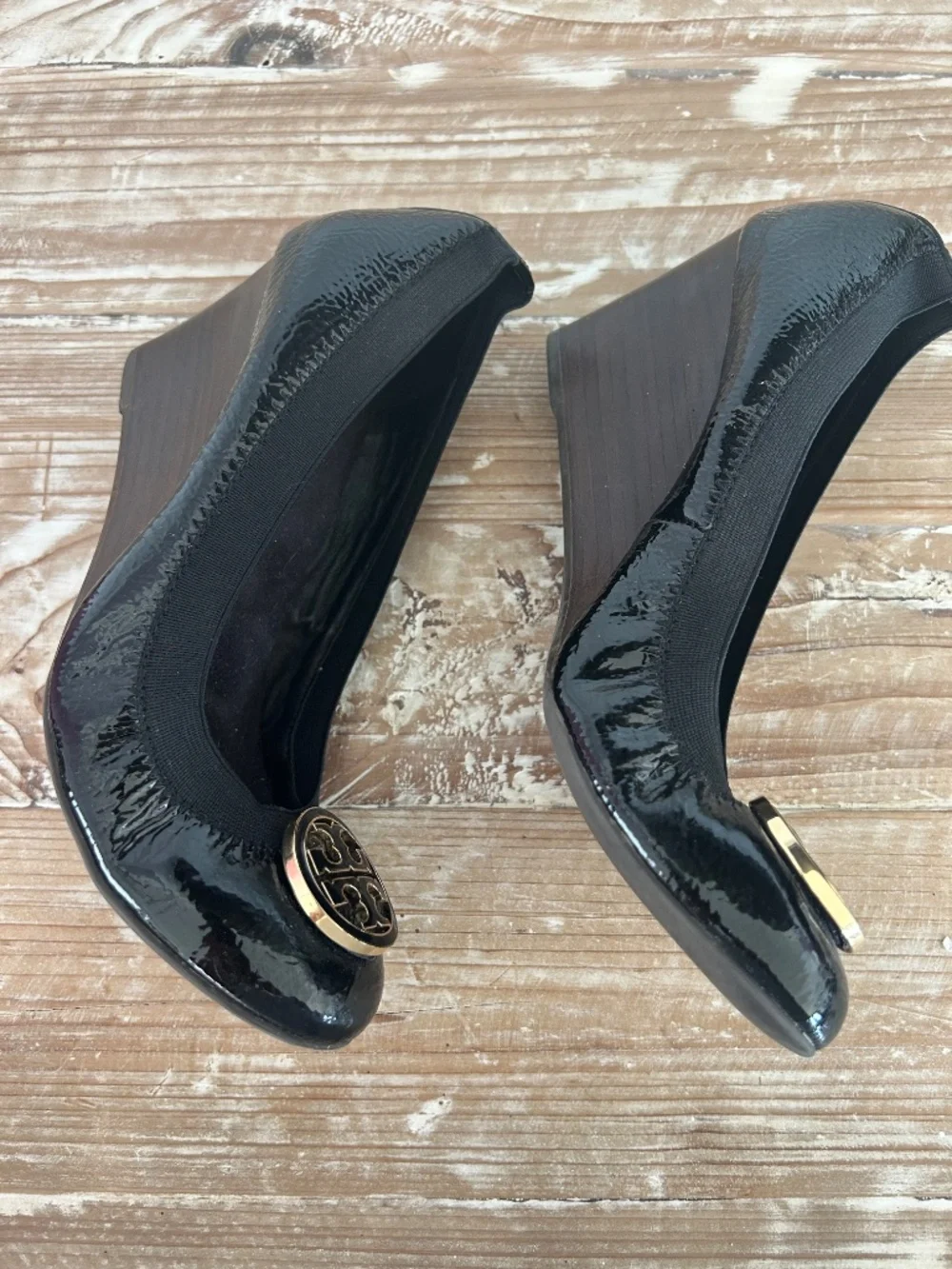 Tory Burch Caroline Wedge Patent Leather Pumps Patent Leather - Sz 8.5 VGC